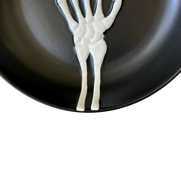 Black & White Halloween Skeleton Hand Serving Bowl Candy Dish 10.5in Spooky NEW - Picture 8 of 10